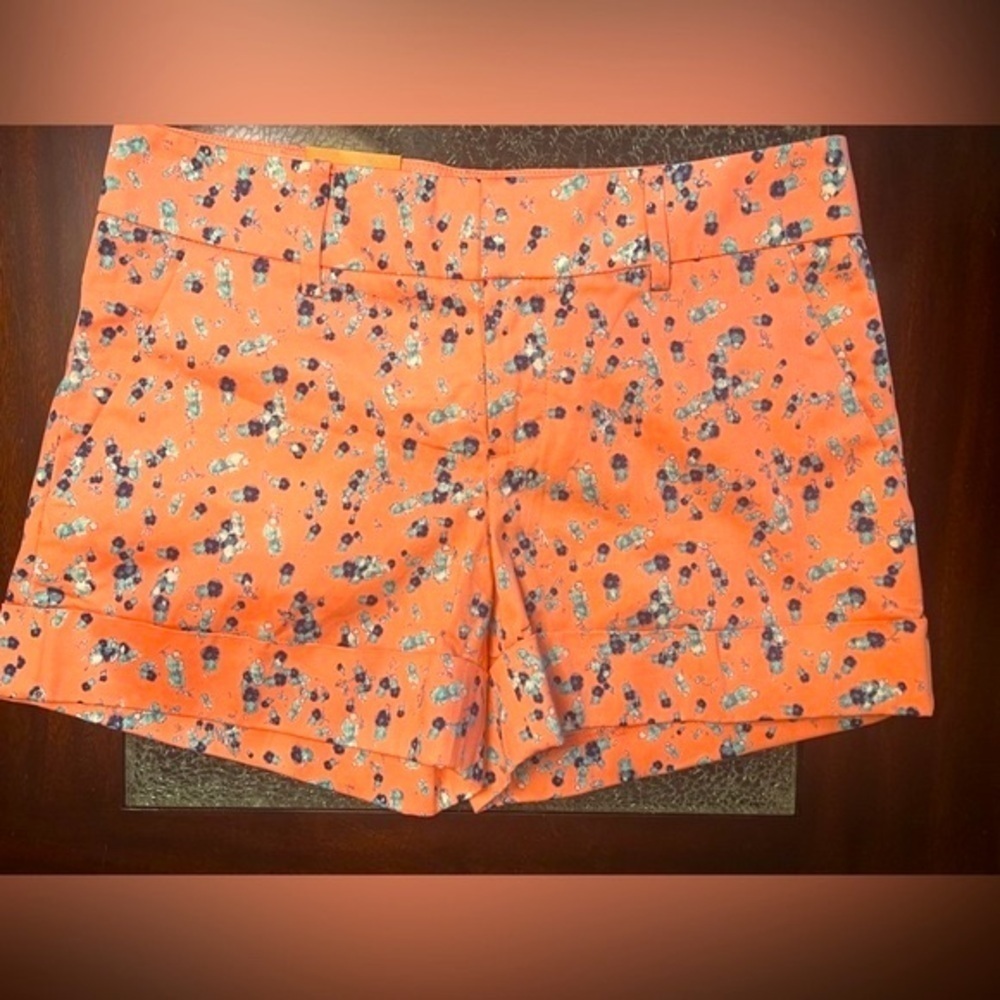 Club Monaco pink chino shorts size 2
